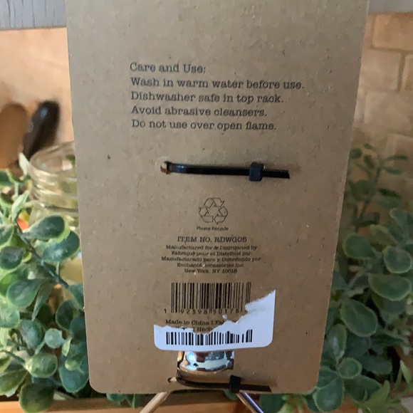 Rae Dunn “MASH” LL Farmhouse Potato Masher - Picture 7 of 8